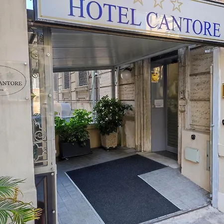 Cantore