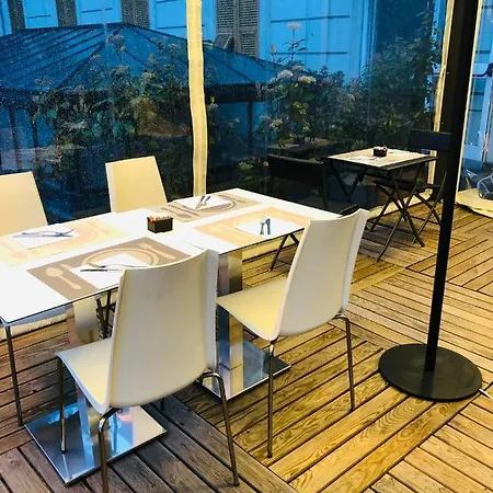 Cantore Hotel