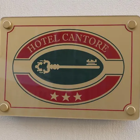 Cantore