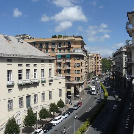Cantore Hotel Génova