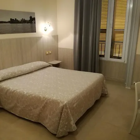 Cantore 3* Genua
